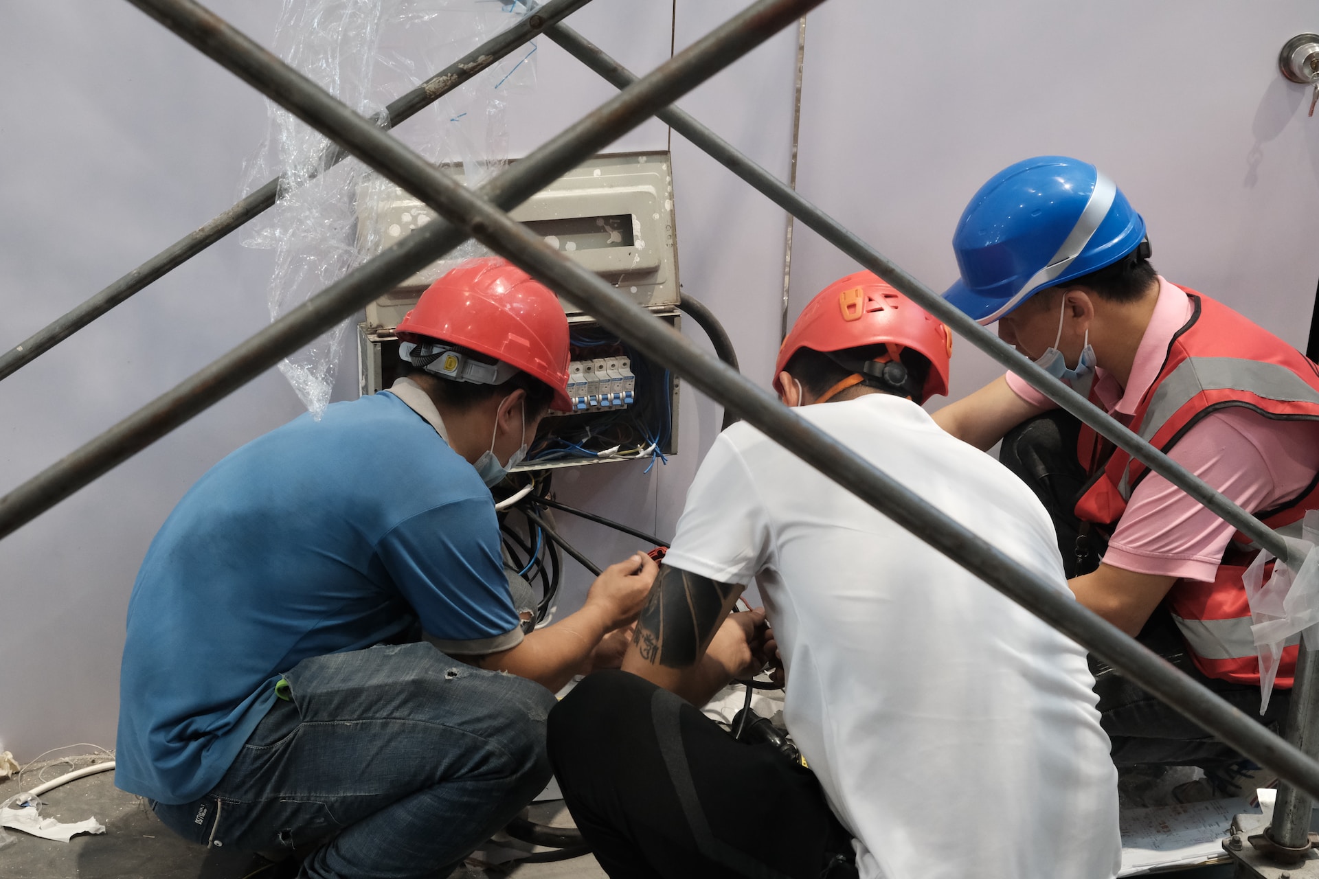 Regular Electrical Maintenance: Safety & Efficiency for Glenfield Park & Wagga Wagga Homes