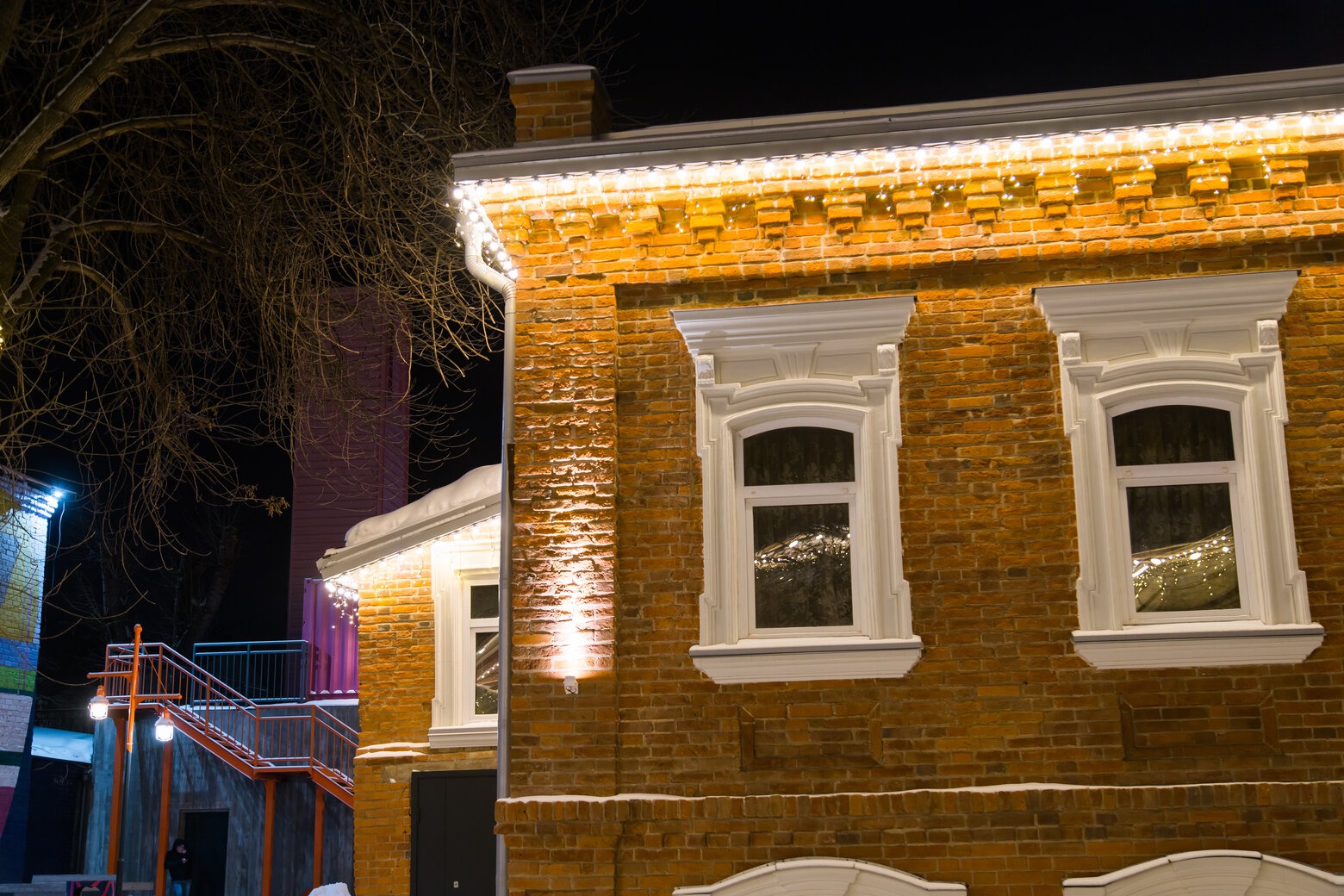 A Guide to Outdoor Lighting: Enhance Safety and Curb Appeal in Your Home