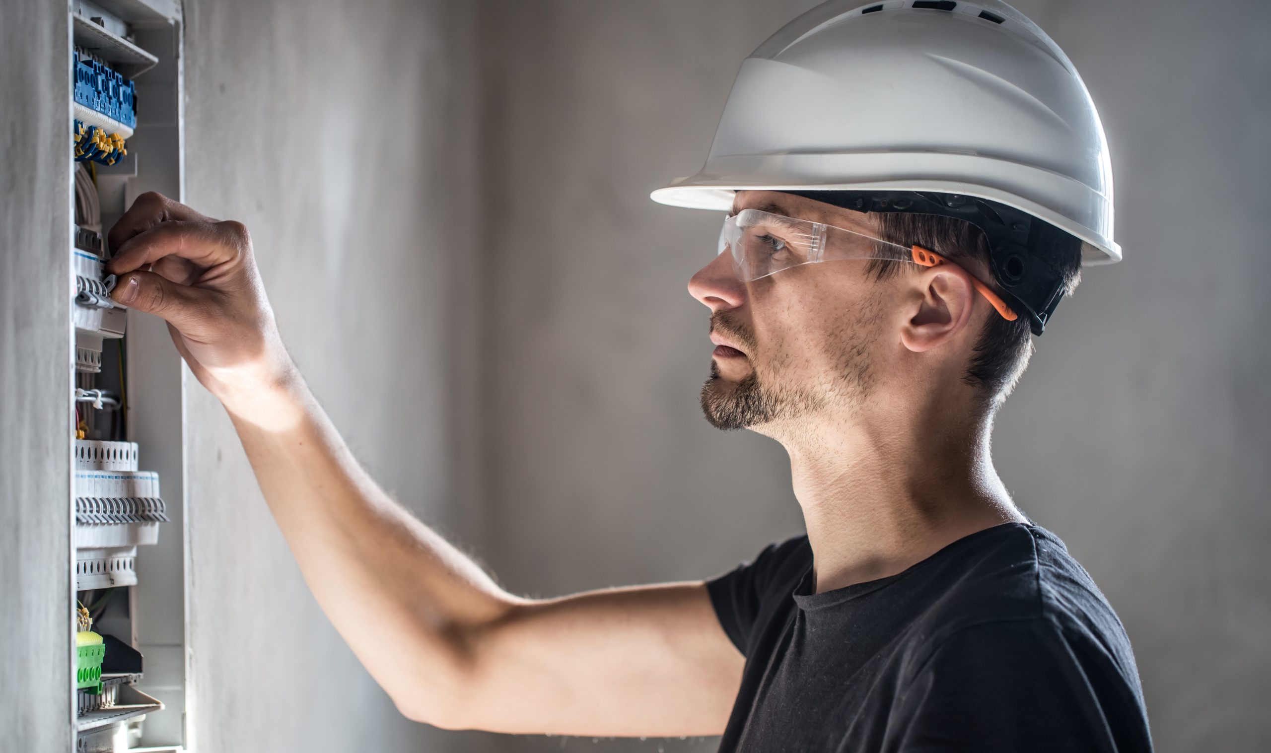 An Essential Guide to Electrical Safety Inspections for Your Home or Business